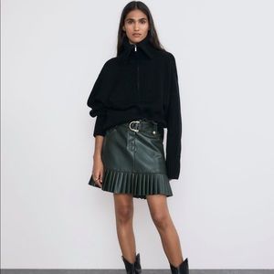 Faux leather Zara skirt